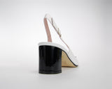 Gertrude-Black/White